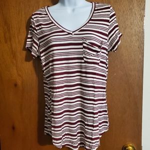 Striped V-neck t-shirt